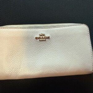 Coach White Leather Women's Bag
